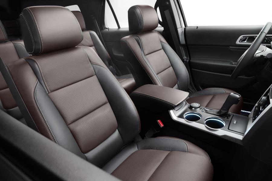  Ford Explorer Sport 2012 года  (фото 55 из 94)